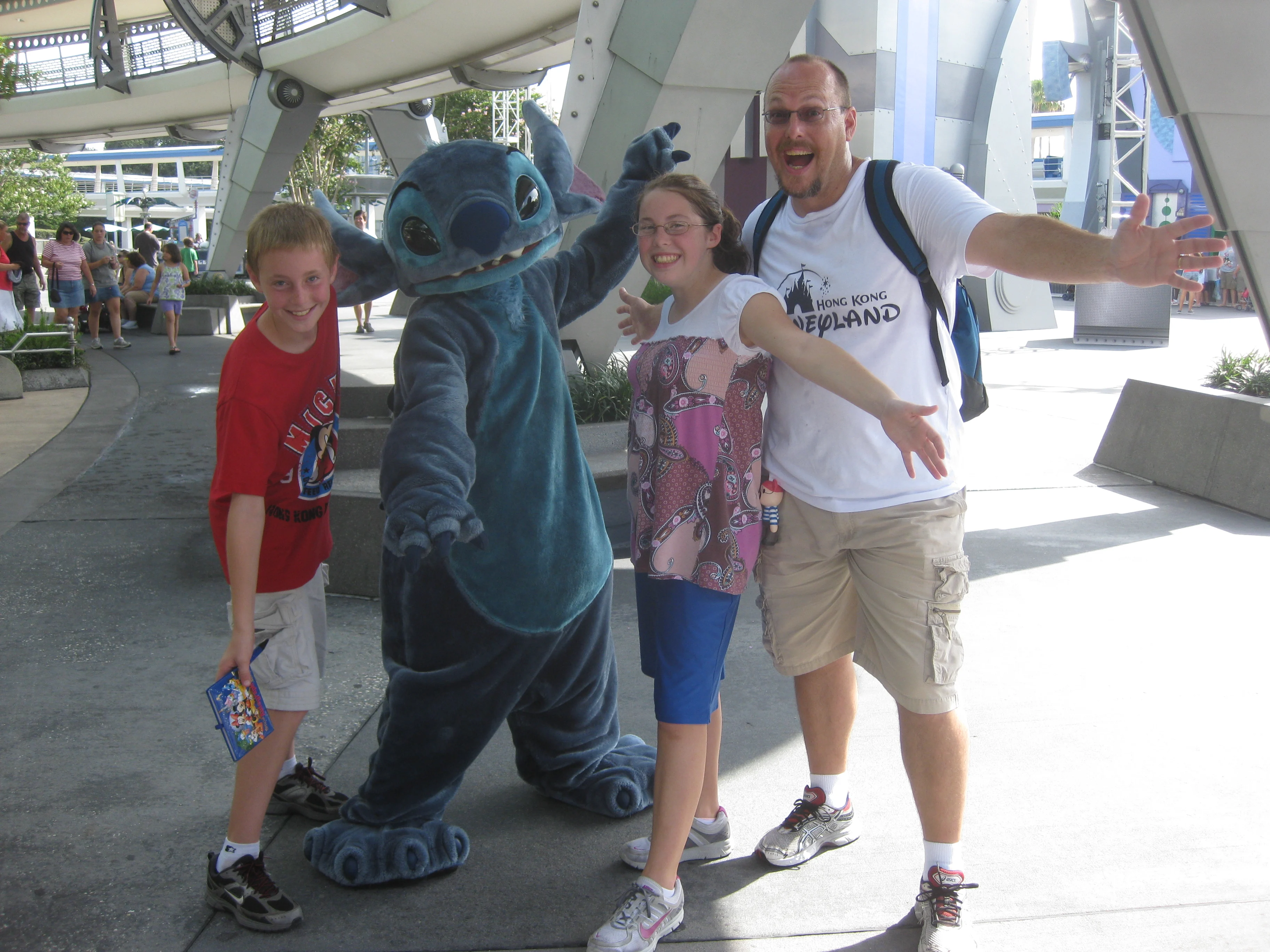 Stitch in Tomorrowland Magic Kingdom 2010