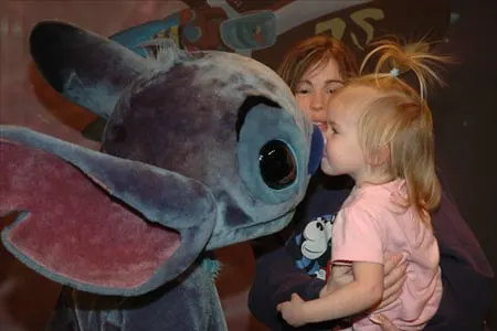 Stitch in Tomorrowland Magic Kingdom 2005