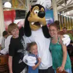 Goofy at Chef Mickey's