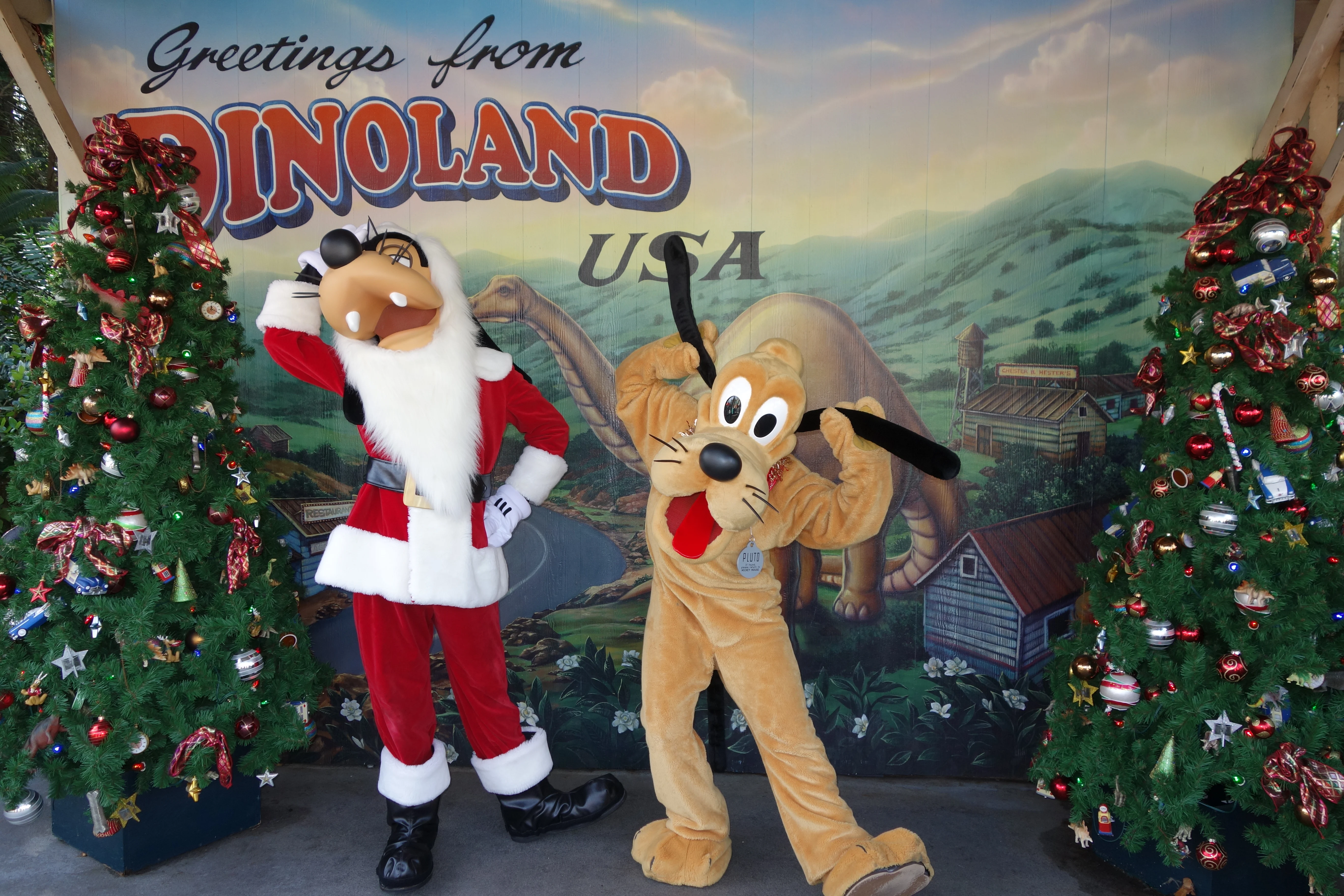 Pluto and Goofy at Dinoland in Animal Kingdom 2012