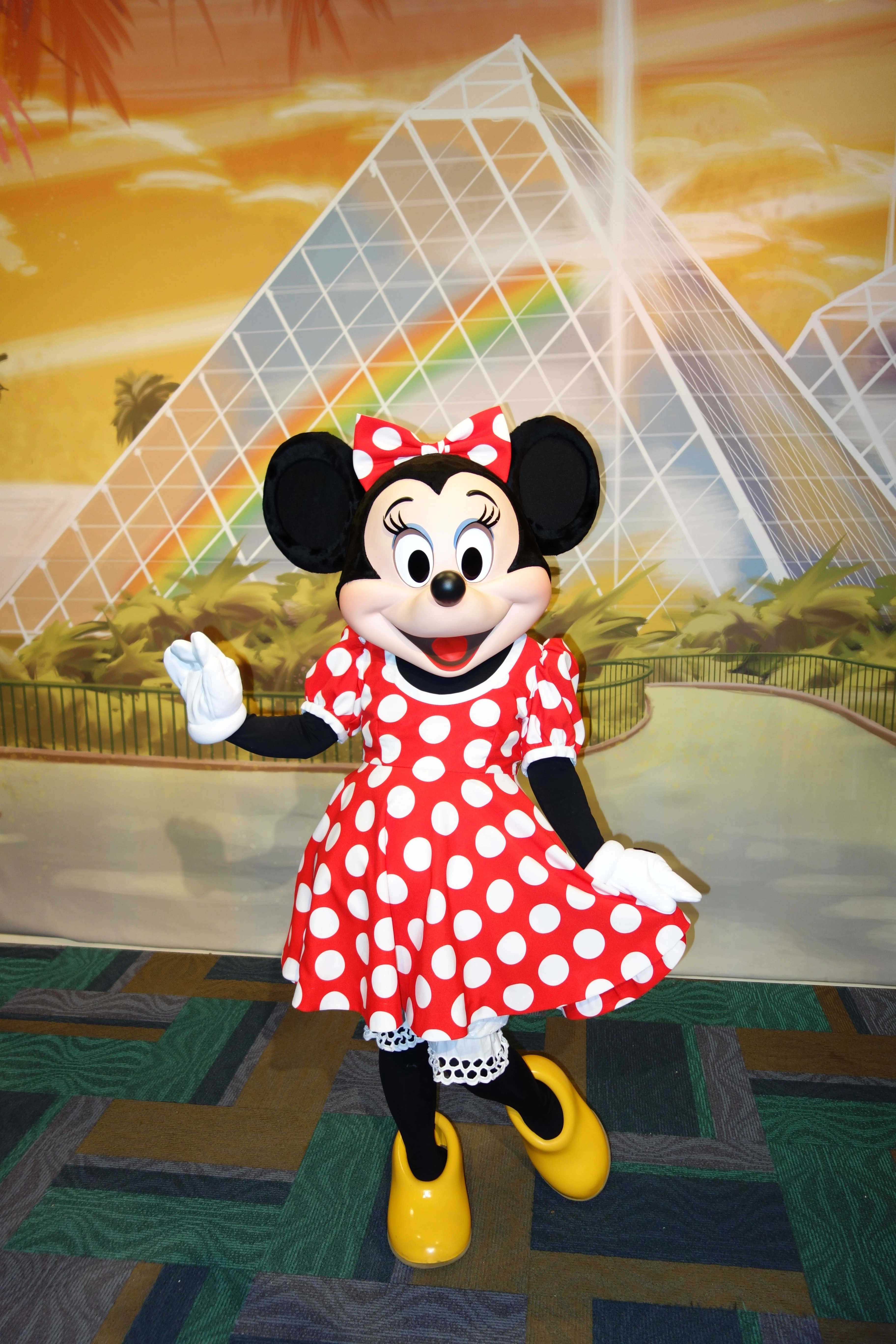Minnie Epcot Character Spot 2013