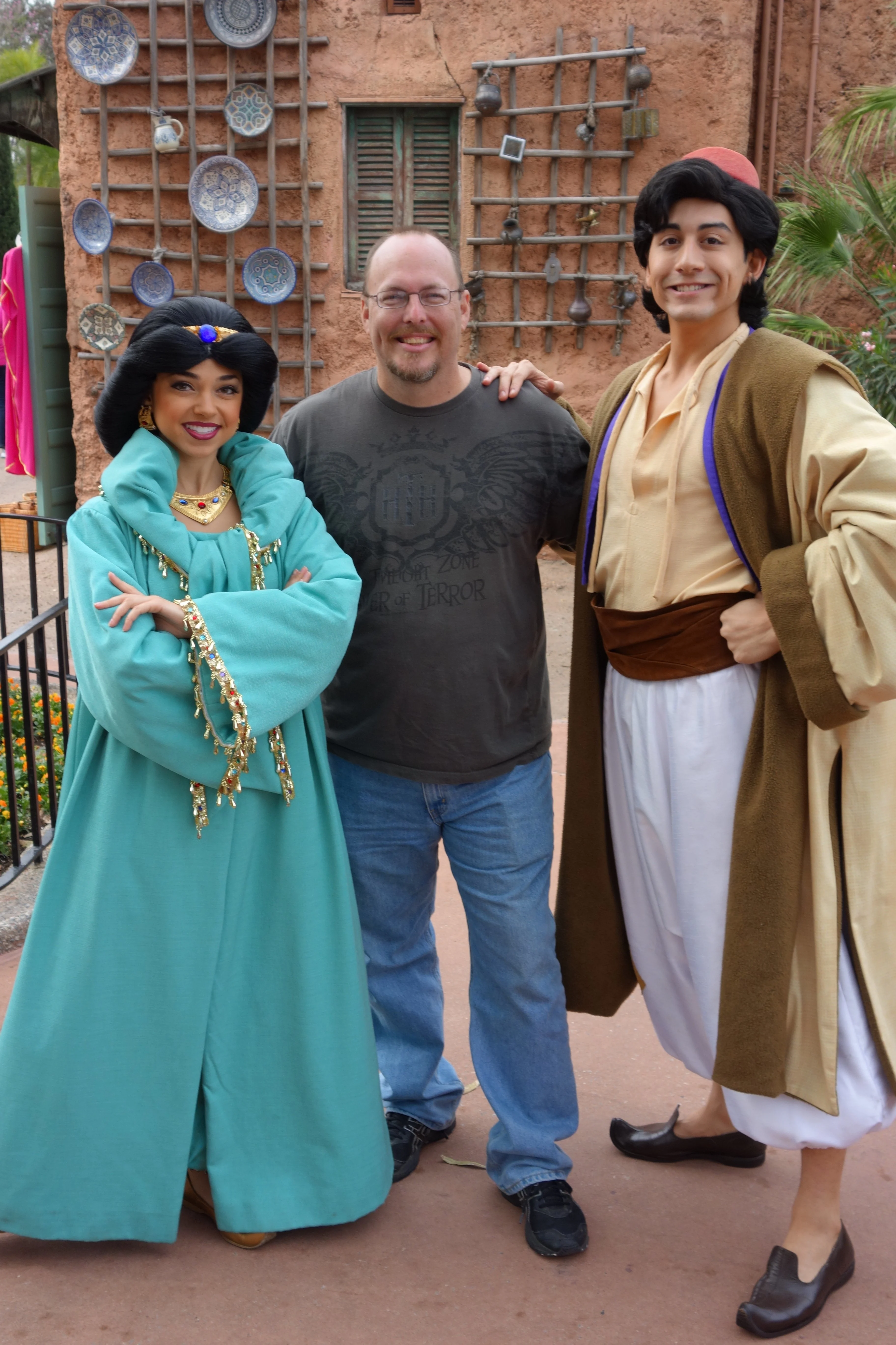 Aladdin and Jasmine at Morocco in EPCOT 2013