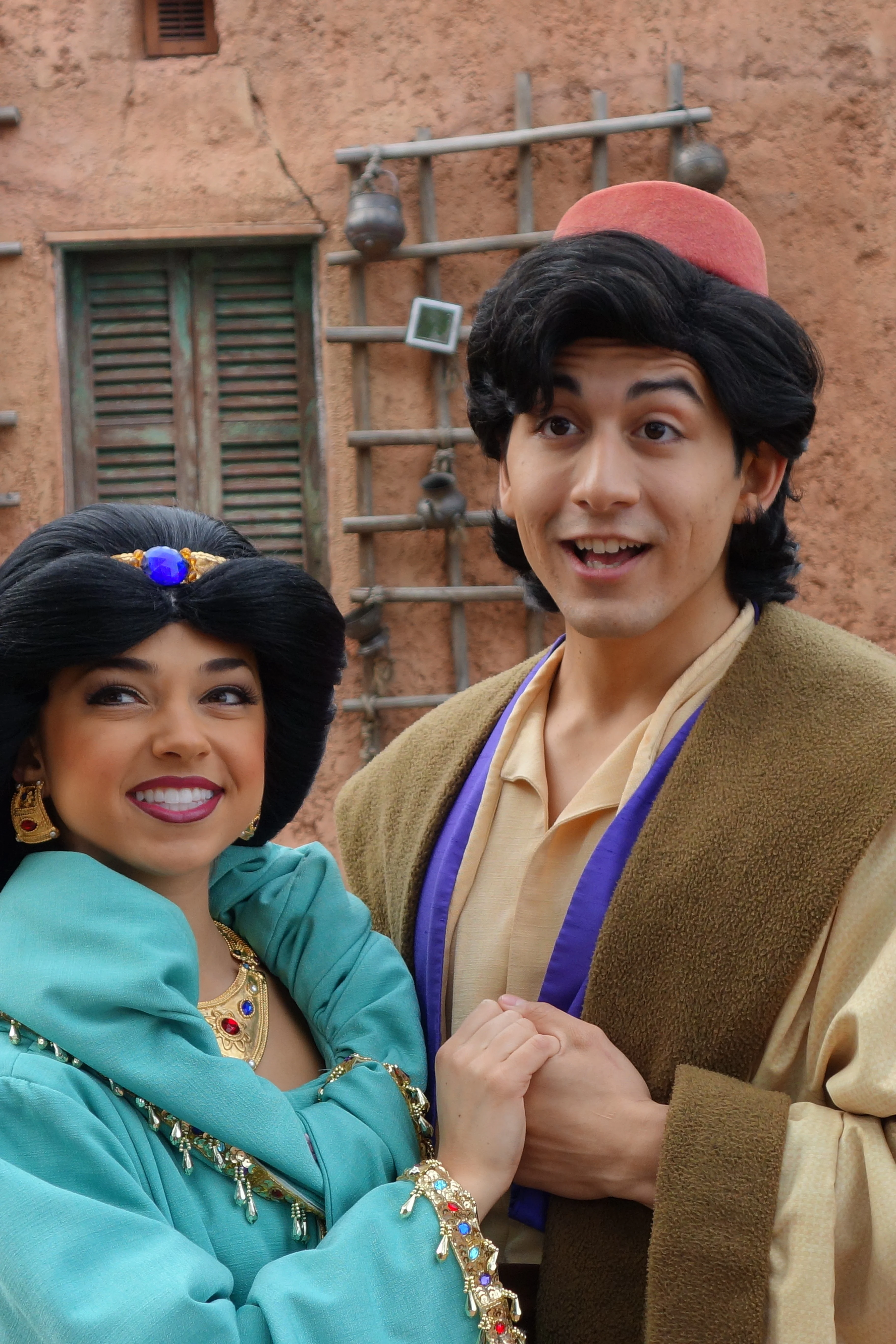 Aladdin and Jasmine at Morocco in EPCOT 2013