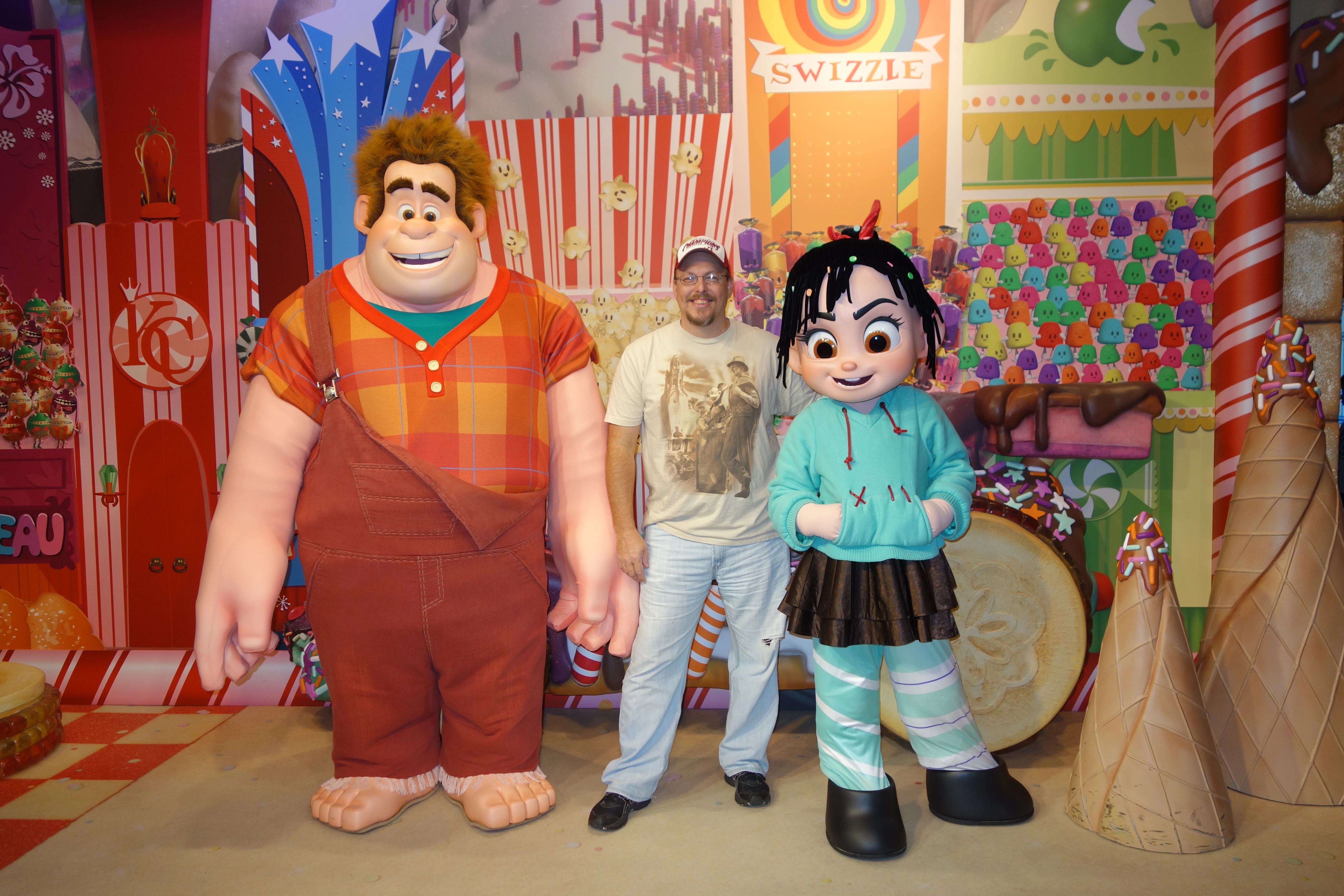 Ralph and Vanellope DSC06746
