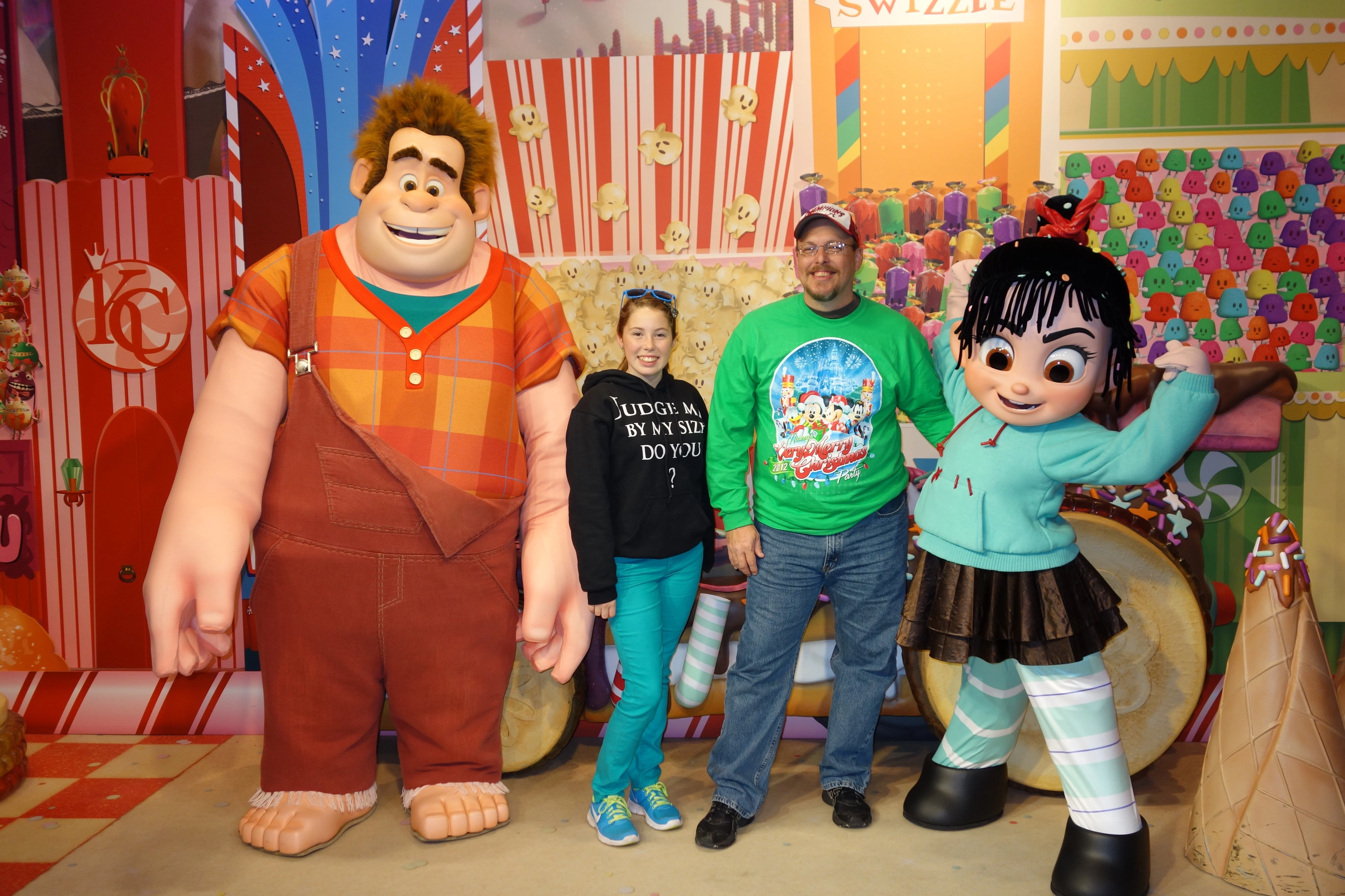 Ralph and Vanellope DSC08120
