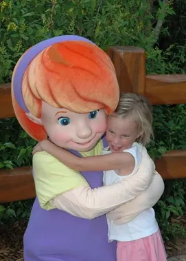 Hug Darby