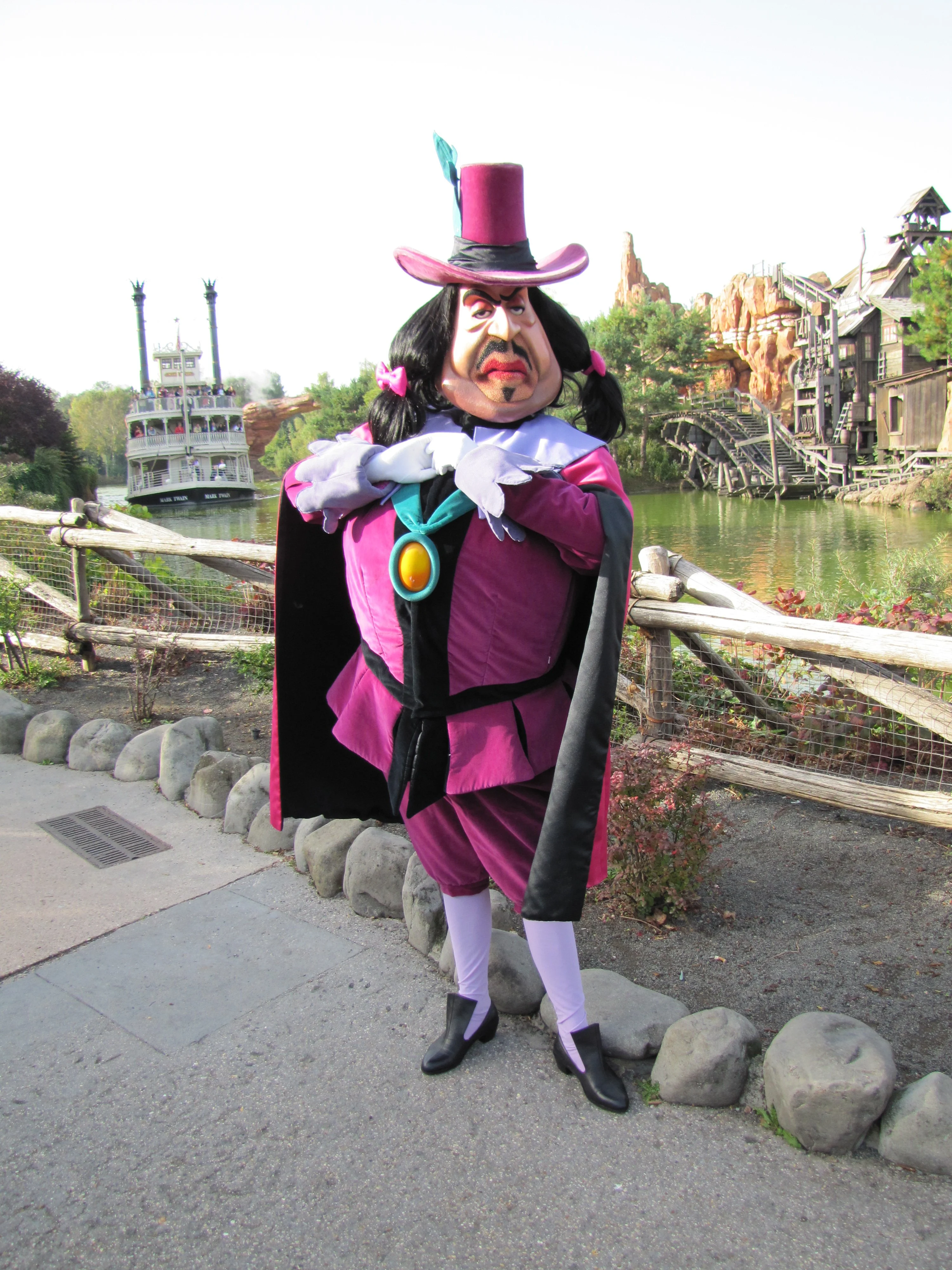Gov. Radcliffe can be found doing Meet and Greets mainly during the Halloween Season