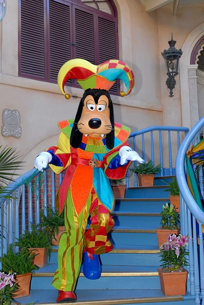 Jester Goofy Disneyland Limited Time Magic Bayou Bash Feb 2013  Copyright Rich Muller