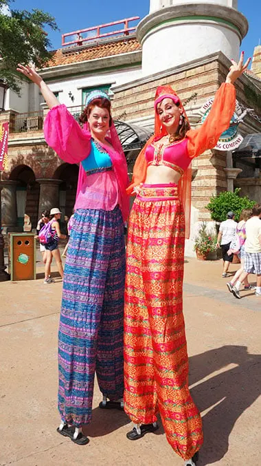 Stiltwalkers Universal Orlando Islands of Adventure Characters