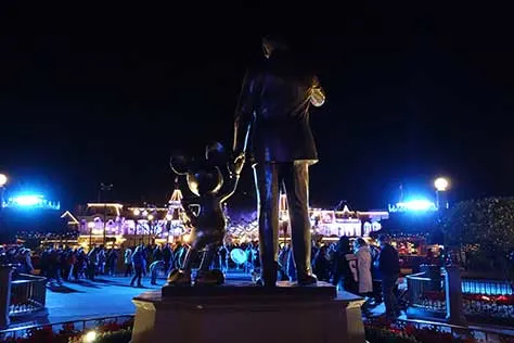 walt and mickey partners statue magic kingdom disney world