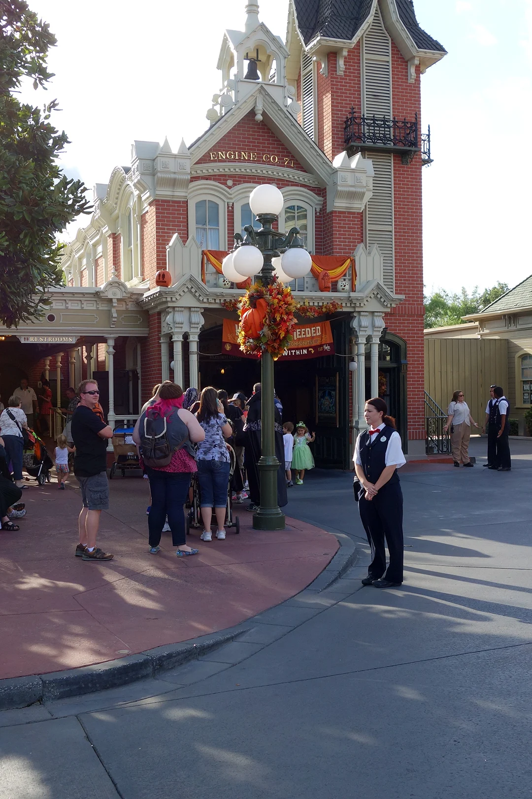 Mickey's Not So Scary Halloween Party 2013 (18)