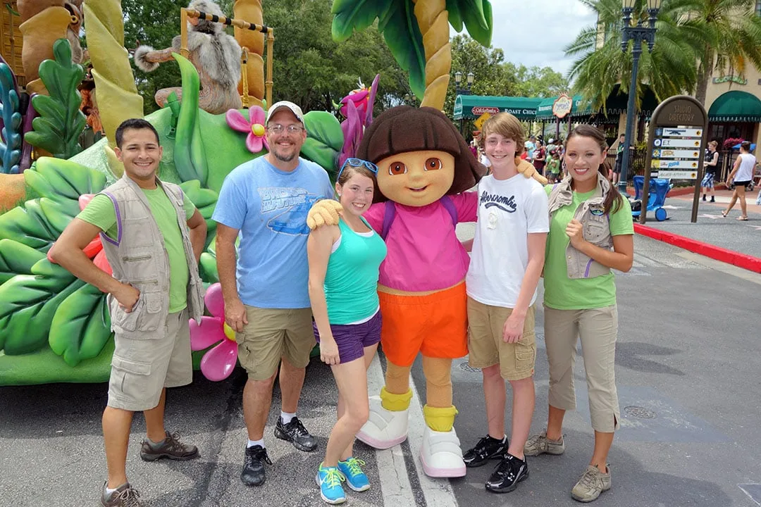 Universal Studios Orlando Dora Meet and Greet (4)