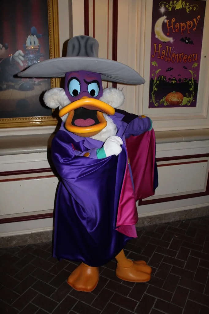 Disneyland Paris, Characters, Halloween, Darkwing Duck