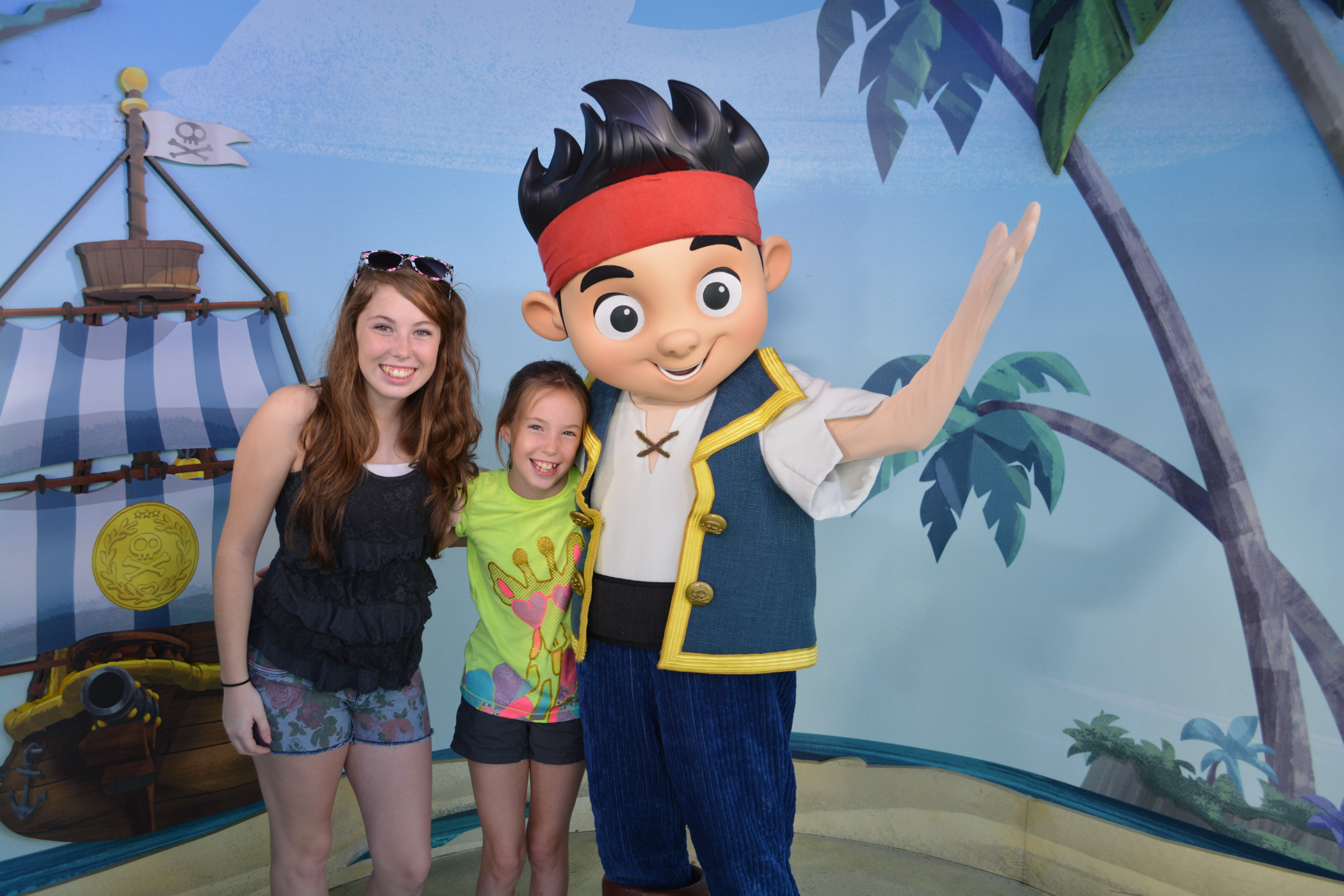 Walt Disney World Hollywood Studios Characters Jake and the Neverland ...