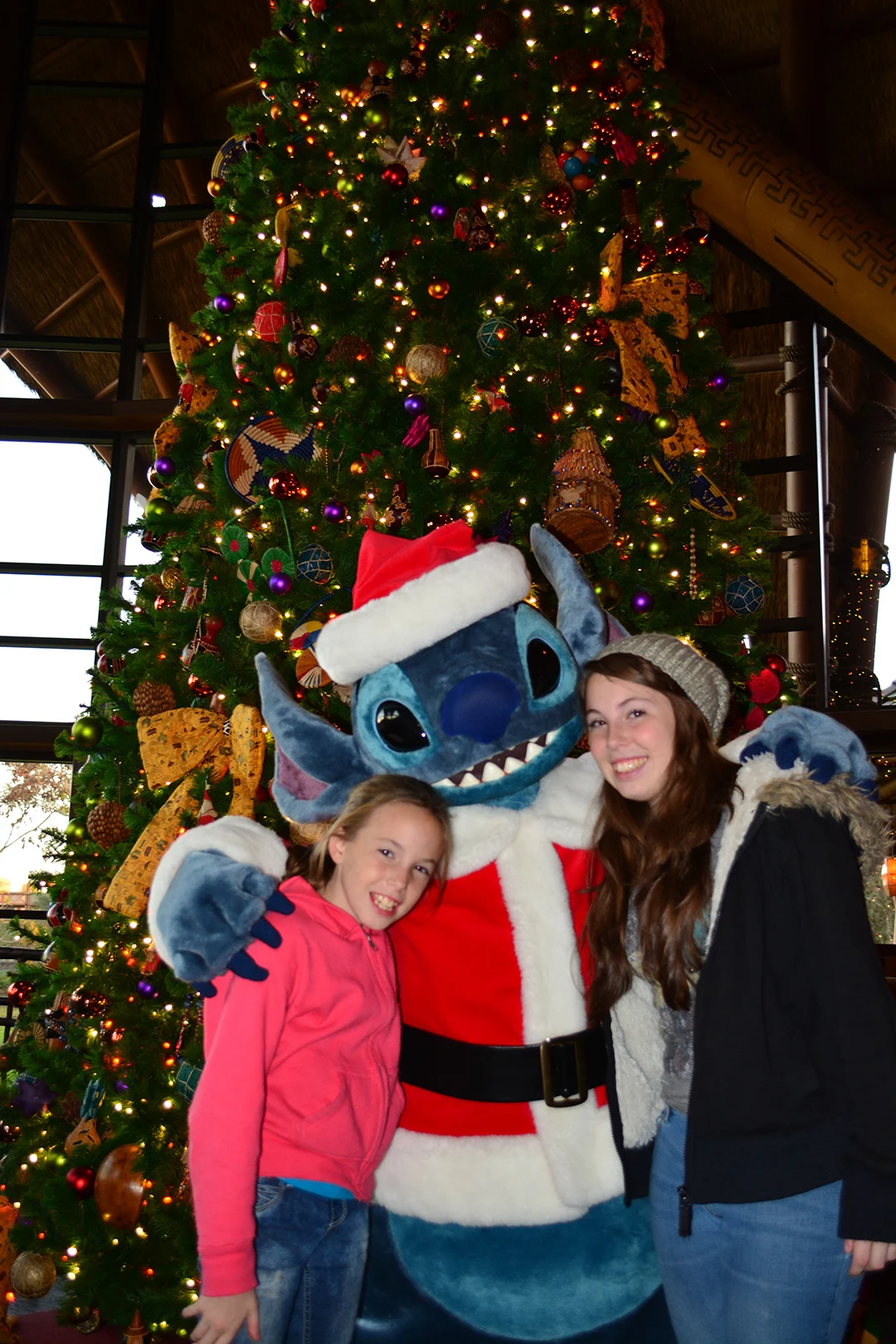 Santa Stitch Animal Kingdom Lodge Kidani Christmas Characters and Christmas Decor (26)