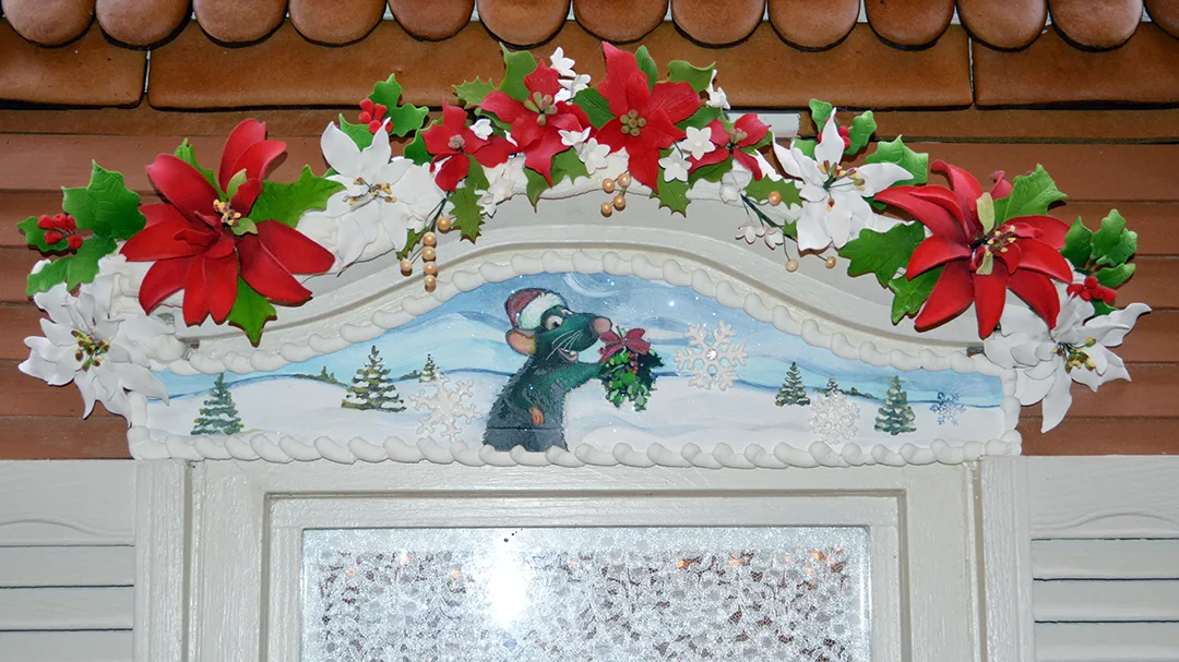 Walt Disney World Grand Floridian Christmas decor Christmas Characters Mickey and Minnie (19)