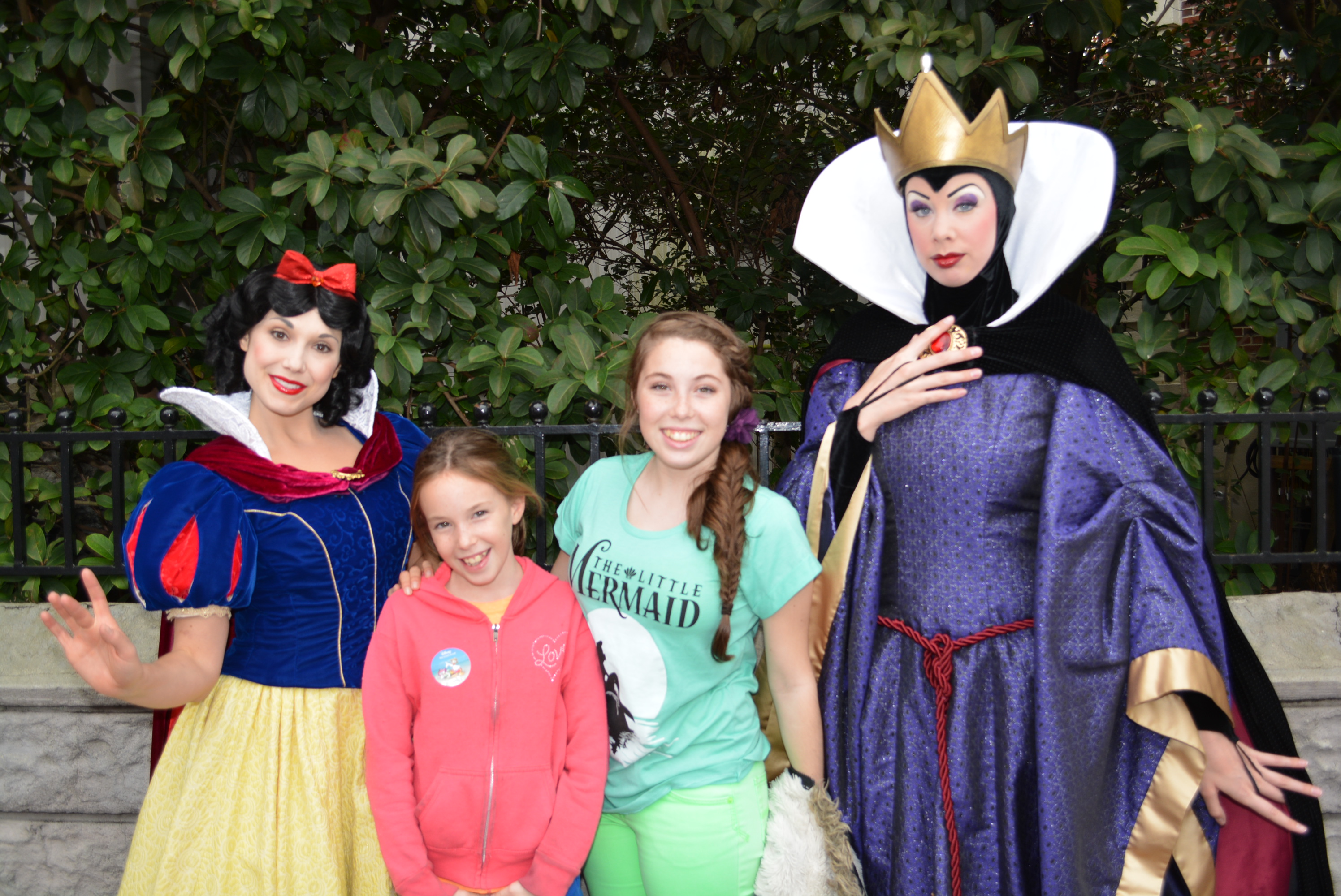 Walt Disney World, Hollywood Studios, Streets of America, Character Palooza, Snow White, Snow Queen, Evil Queen Grimhilde