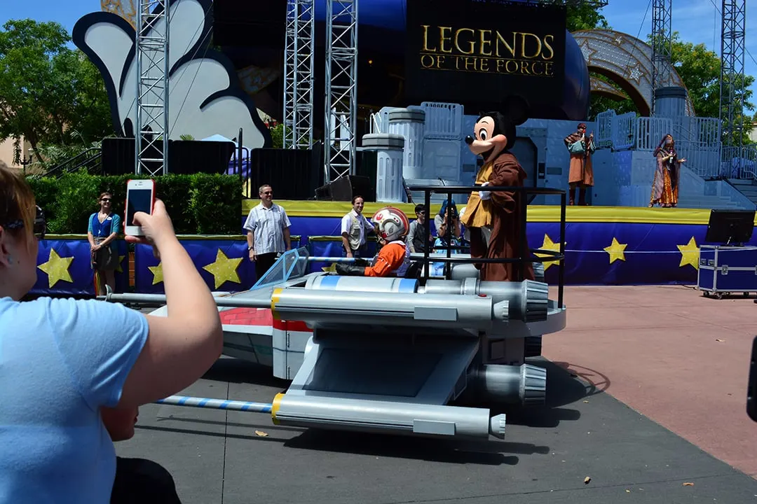 Star Wars Weekends Celebrity Motorcade Feel the Force Premium Package (28)