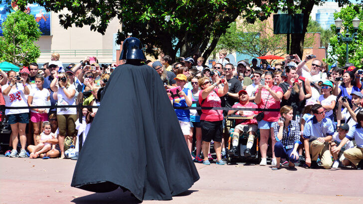 KennythePirate’s Star Wars Weekends Feel the Force Premium Package parade review