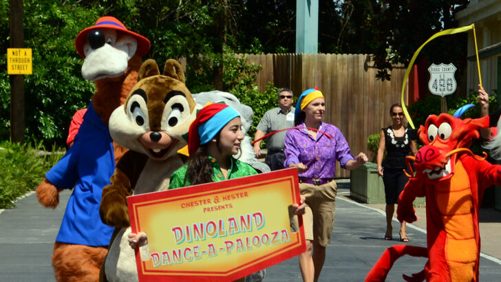 2014 Animal Kingdom Dinoland Dance a Palooza dance party