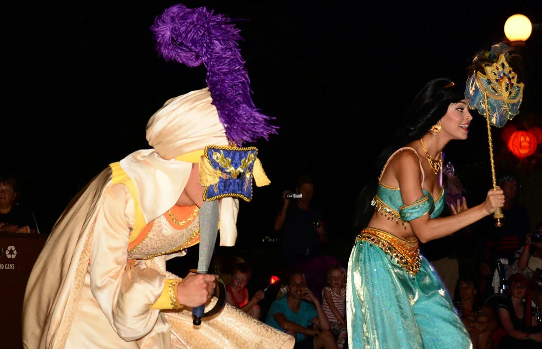 Mickey's Not So Scary Halloween Party 2014 Aladdin and Jasmine Boo to You Halloween Parade