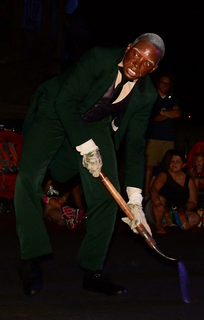 Mickey's Not So Scary Halloween Party 2014 Boo to You Halloween Parade Grave Diggers