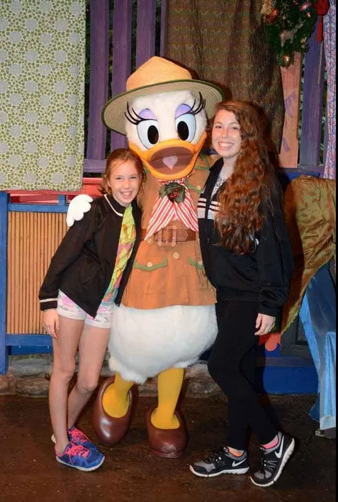 daisy christmas costume at animal kingdom in disney world