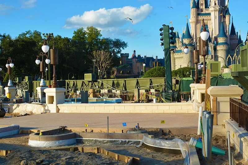 Magic Kingdom hub construction 2015 (4)