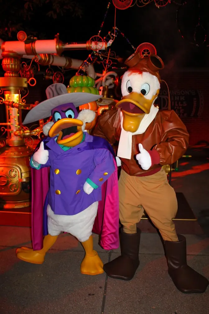 Darkwing Duck and Launchpad McQuack at Disneyland Paris Halloween Soiree 2014