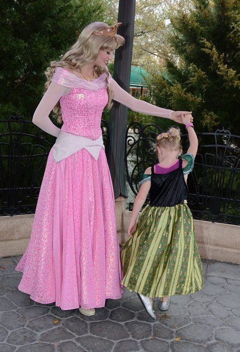 girl dancing with princess aurora