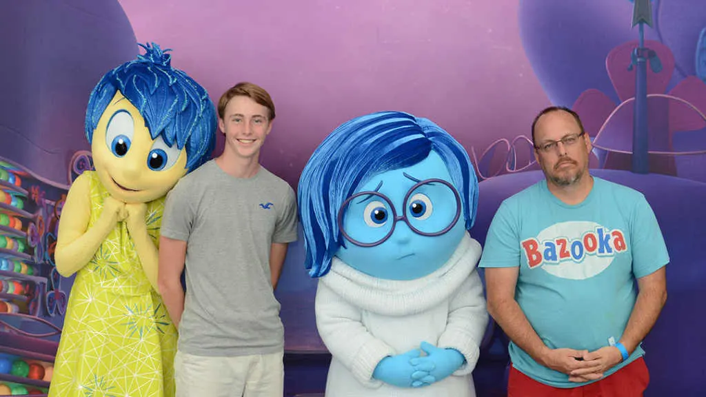 Inside Out Emotions Joy and Sadness meet and greet KennythePirate
