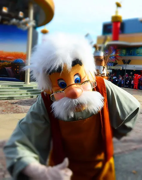 Stars n Cars Meet and Greet Disneyland Paris Disney Studios Paris Gepetto
