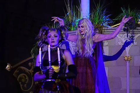 Hocus Pocus Villain Spelltacular at Mickey's Not So Scary Halloween Party 2015 (3)