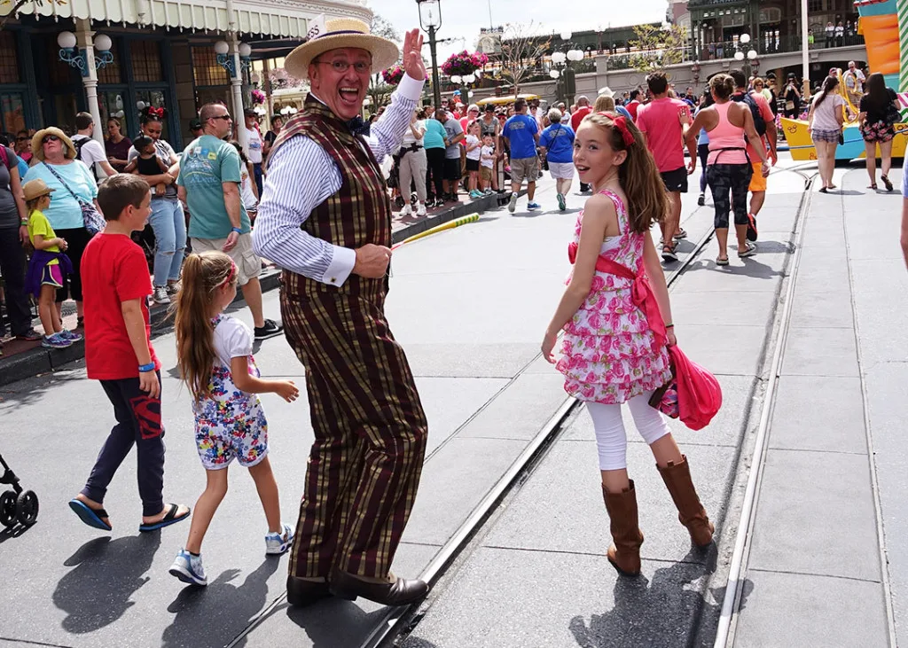 How to meet Scoop Sanderson Citizen of Main Street