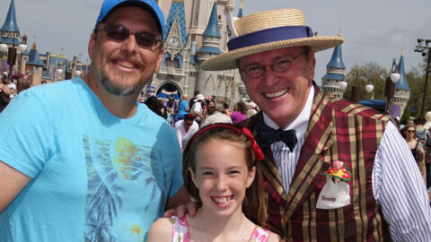 How to meet Scoop Sanderson the Main Street Reporter at the Magic Kingdom