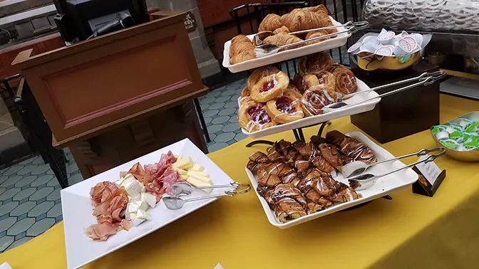 Pros and Cons of Early Morning Magic at Walt Disney World's Magic Kingdom