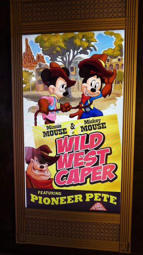 Mickey Mouse and Minnie Mouse in Red Carpet Dreams at Hollywood Studios in Walt Disney World (20)