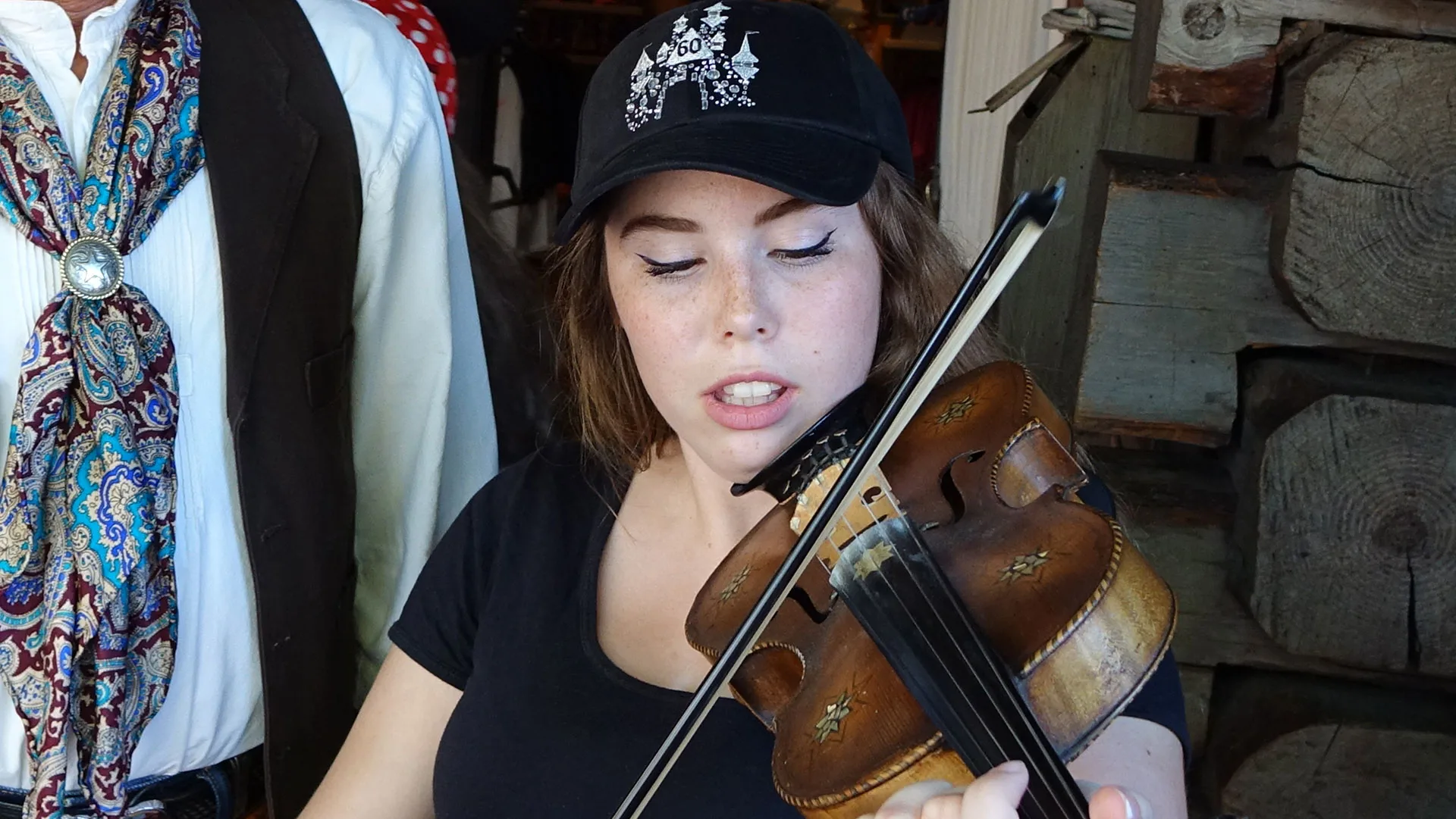 Farley the Fiddler at Disneyland (10)
