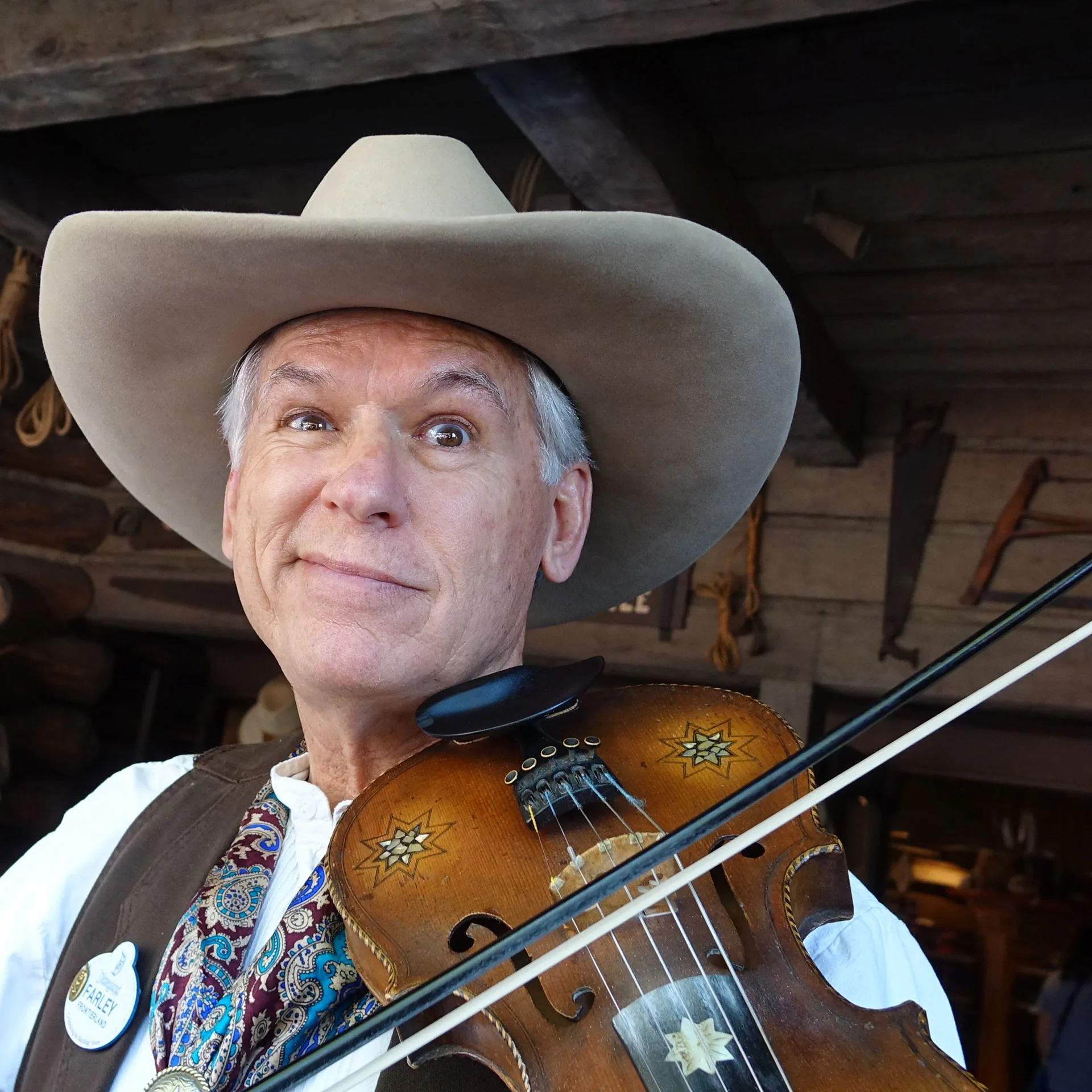 Farley the Fiddler at Disneyland (3)