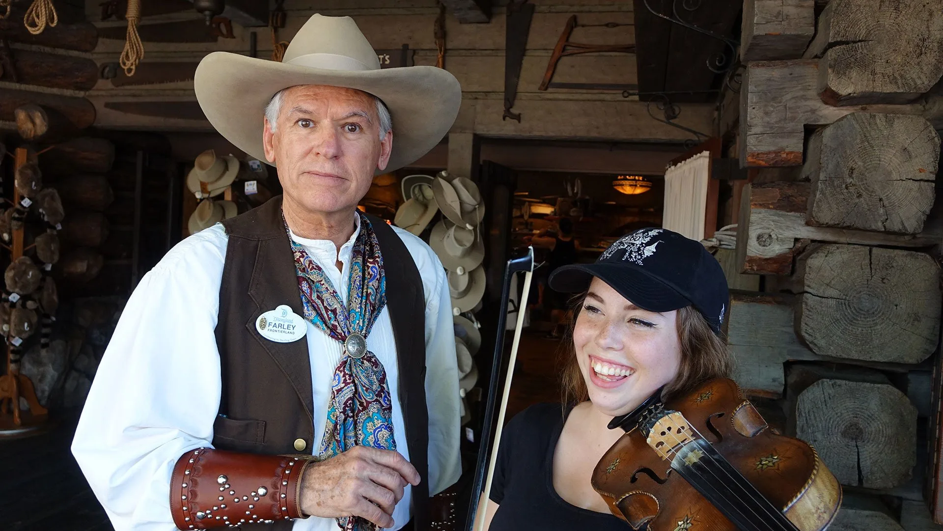 Farley the Fiddler at Disneyland (8)