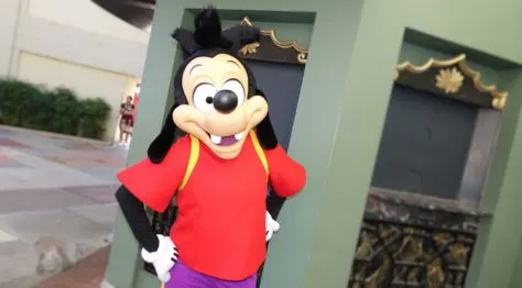 Hollywood Studios Max Goof Character meet and greet (2)