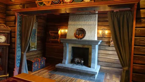 Meet Anna and Elsa at the Royal Summerhus in Epcot (11)