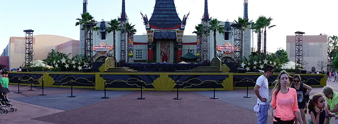 Star Wars A Galactic Spectacular Fireworks Dessert Party at Hollywood Studios in Walt Disney World (10)