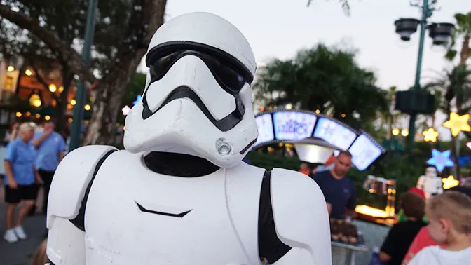 Star Wars A Galactic Spectacular Fireworks Dessert Party at Hollywood Studios in Walt Disney World (44)