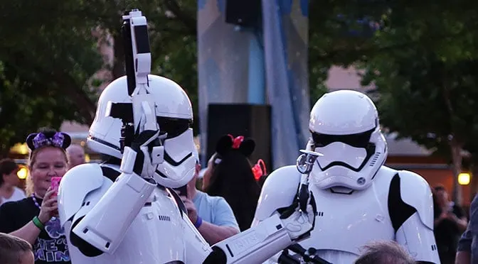 Star Wars A Galactic Spectacular Fireworks Dessert Party at Hollywood Studios in Walt Disney World (57)