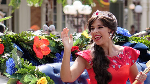 Elena of Avalor a Royal Welcome at the Magic Kingdom