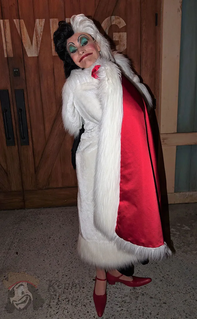cruella-de-vil-at-mickeys-not-so-scary-halloween-party