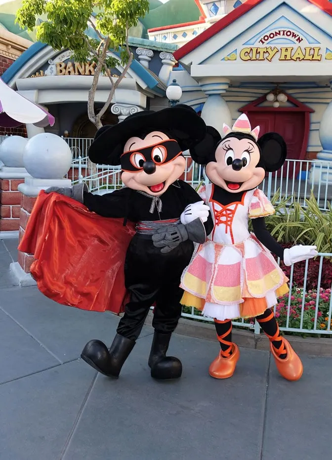 disneyland-mickeys-halloween-party-2016-d
