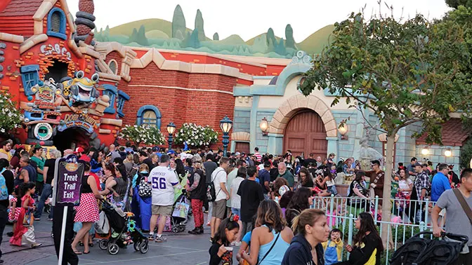 disneyland-mickeys-halloween-party-2016-j