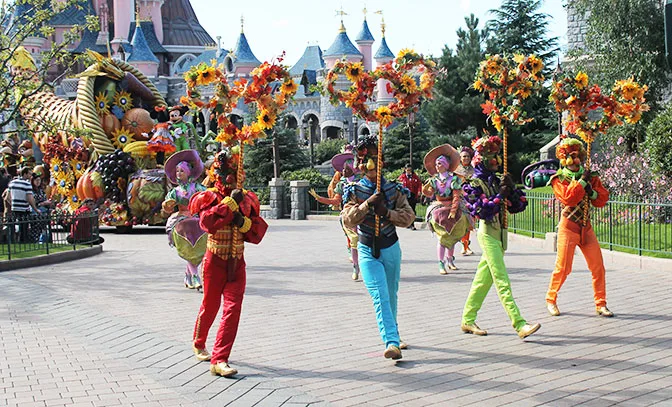 halloween-time-at-disneyland-paris-16